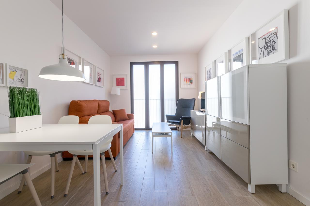 Apartments Madrina Valencia Eksteriør bilde