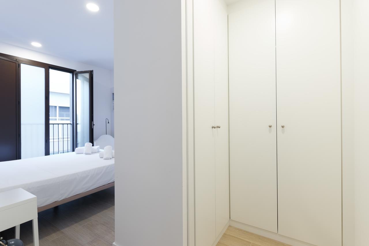 Apartments Madrina Valencia Eksteriør bilde